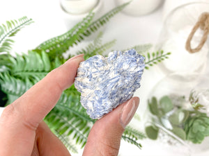 Blue Kyanite Crystals : The Stones of Communication, Alignment, and Clarity