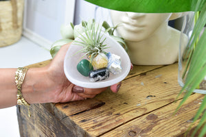 Selenite Charging Bowl: Crystal Cleansing, Altar Offering (4 Inch)