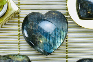 Rainbow Labradorite Crystal Heart: Healing Stone Decor