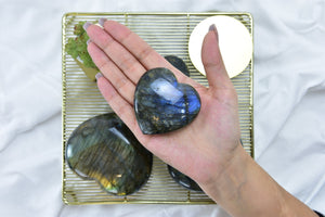 Rainbow Labradorite Crystal Heart: Healing Stone Decor