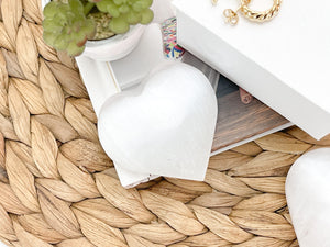 Selenite Heart Crystal – Pocket-Sized Healing Stone – White Gemstone Heart – Energy Cleansing & Spiritual Gift