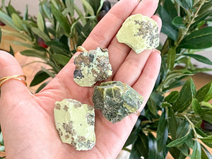 Raw Serpentine Crystals: Healing Stones for Home Decor & Crystal Grids
