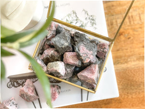 Raw Rhodonite Crystals:Embrace the Power of Healing