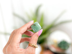 Green Aventurine Tumbled Stones: Healing Crystals for Grids