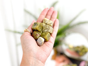 Green Apatite Tumbled Cubes: Healing Crystals (15-20mm)