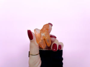Tangerine Quartz Cluster – Raw Healing Crystal – Sacral Chakra Stone – Energy Cleanse & Spiritual Decor