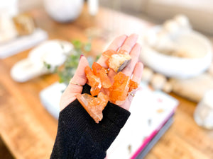 Tangerine Quartz Cluster – Raw Healing Crystal – Sacral Chakra Stone – Energy Cleanse & Spiritual Decor