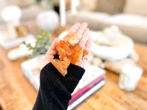 Tangerine Quartz Cluster – Raw Healing Crystal – Sacral Chakra Stone – Energy Cleanse & Spiritual Decor