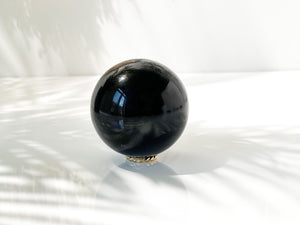 The Power of the Black Obsidian Sphere: A Guide to the Healing and Protective Properties