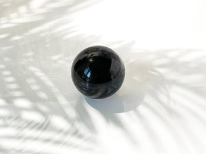 The Power of the Black Obsidian Sphere: A Guide to the Healing and Protective Properties