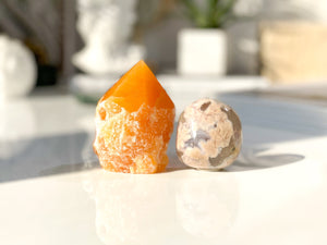 Orange Calcite & Flower Agate: A Dynamic Combo of Energy and Beauty