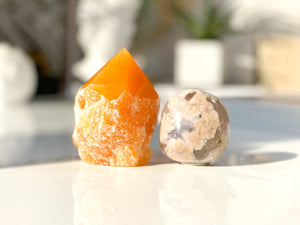 Orange Calcite & Flower Agate: A Dynamic Combo of Energy and Beauty