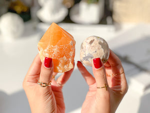 Orange Calcite & Flower Agate: A Dynamic Combo of Energy and Beauty
