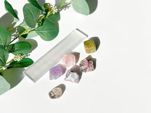 Grief & Loss Crystal Set with Selenite Charging Plate: Healing Stones Gift