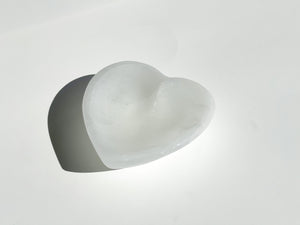 Wealth Attraction Crystal Set: Selenite Heart Bowl, Aventurine, Jade, Pyrite, Garnet, Tiger Eye