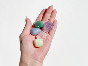 Aquarius Crystal Set: Healing Stones with Cotton Pouch