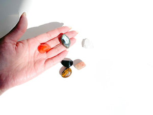 Leo Zodiac Crystal Set with Selenite Bowl: Healing Stones