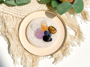 Sagittarius Crystal Kit: Zodiac Selenite Plate, Amethyst, Sodalite, Quartz