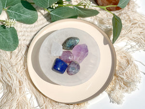 Pisces Crystal Set : Selenite Bowl, Labradorite, Fluorite, Clear Quartz, Lapis Lazuli, Amethyst, & Lepidolite