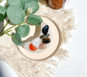 Leo Zodiac Crystal Set with Selenite Moon Bowl