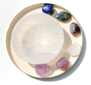 Pisces Crystal Set : Selenite Bowl, Labradorite, Fluorite, Clear Quartz, Lapis Lazuli, Amethyst, & Lepidolite