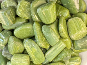 Green Tremolite Tumbled Stones – Healing Crystal for Meditation, Chakra Balancing, and Home Decor