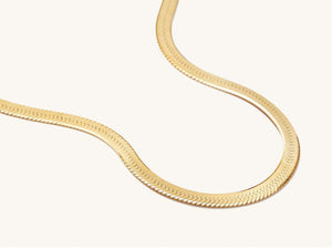 Titanium Steel Snake Chain Necklace – Minimalist Luxury Non-Fading Blade Chain Jewelry