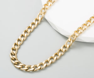 18K Gold Plated Cuban Chain Bracelet: Hypoallergenic Stainless Steel
