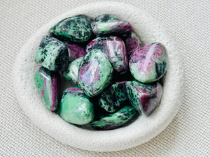 Ruby Zoisite Tumbled Stone – Natural Anyolite for Heart Chakra, Healing & Spiritual Growth