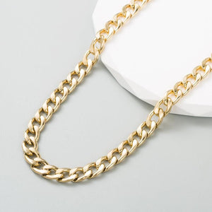 18K Gold Plated Cuban Chain Bracelet: Hypoallergenic Stainless Steel