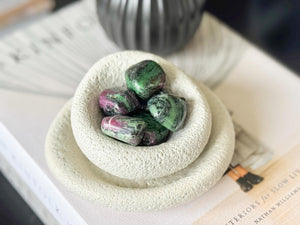Ruby Zoisite Tumbled Stone – Natural Anyolite for Heart Chakra, Healing & Spiritual Growth