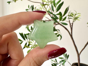 Green Aventurine Star – 30mm Crystal for Luck, Prosperity & Heart Healing