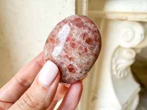 Sunstone Palm Stone: Joy & Confidence Crystal for Reiki