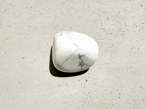 Howlite Tumbled Stones: Natural Calming Crystals for Meditation