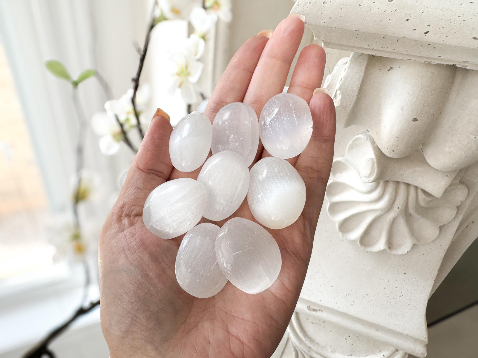 Selenite Tumbled Stones ( Set of 5 )  for Cleansing, Energy Healing, Chakra Balancing, Reiki, Meditation, Crystal Decor, Spiritual Gift