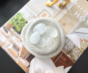 Selenite Tumbled Stones ( Set of 5 )  for Cleansing, Energy Healing, Chakra Balancing, Reiki, Meditation, Crystal Decor, Spiritual Gift