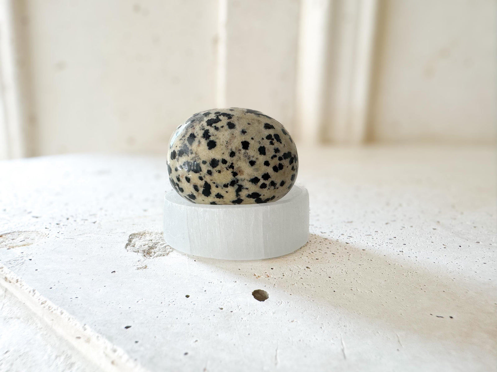 Selenite Charging Stand: Crystal Cleansing Plate, Reiki Healing