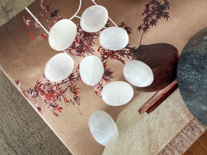Selenite Tumbled Stones ( Set of 5 )  for Cleansing, Energy Healing, Chakra Balancing, Reiki, Meditation, Crystal Decor, Spiritual Gift