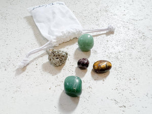 Abundance & Prosperity Crystal Set – Pyrite, Aventurine, Nephrite Jade, Garnet, Tiger’s Eye + Free Selenite Plate