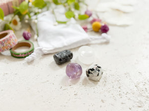 Intuition & Moon Energy Crystal Gift Set – Larvikite, Amethyst, Moonstone, Selenite Plate for Meditation, Healing