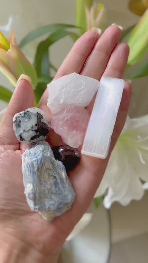 Self Love Healing Crystal Set: Quartz, Rose Quartz, Moonstone & Selenite