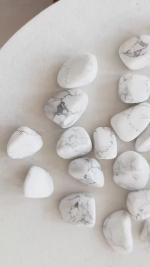 Howlite Tumbled Stones: Natural Calming Crystals for Meditation