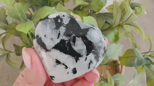 Rainbow Moonstone Heart Crystal | 4–6 cm Palm Stone for Intuition, Healing & Chakra Energy