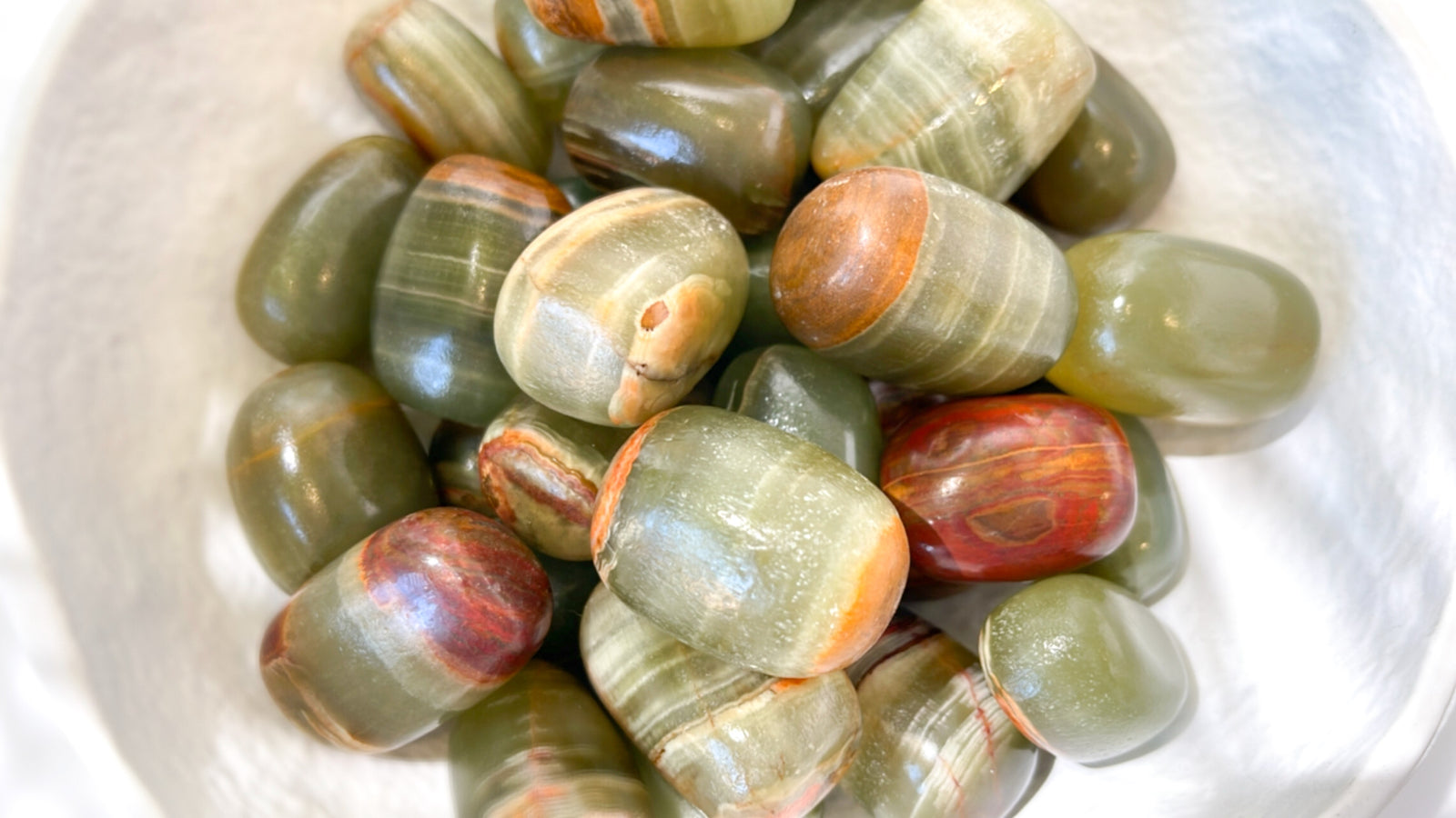 Green Onyx Tumbled Stone