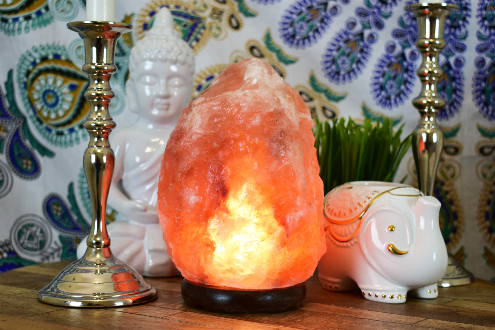 Himalayan salt lamp