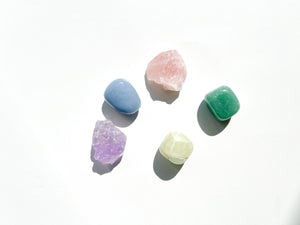 Aquarius Zodiac Crystal Set & Selenite Bowl: Angelite, Aventurine, Jade, Amethyst, Rose Quartz - Healing Stones for Energy and Balance"