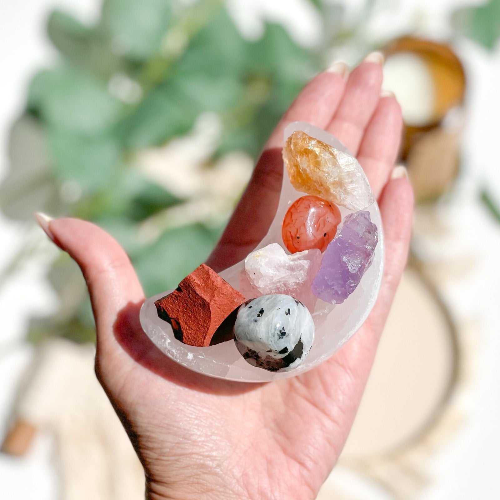 Cancer Zodiac Crystal Set : Selenite Moon Bowl, Carnelian, Red Jasper, Moonstone, Amethyst, Citrine, Rose Quartz, Cotton Pouch & Info Card"